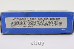 1/43 URSS Russe Soviétique Moulé sous pression LADA Novoexport VAZ 2105 Ultra Rare