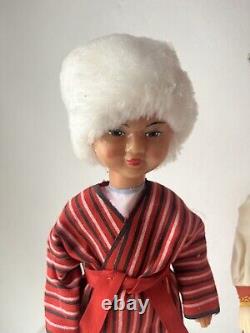 2x Poupée en plastique vintage soviétique russe de l'URSS garçon fille en costume folklorique 12 pouces années 60