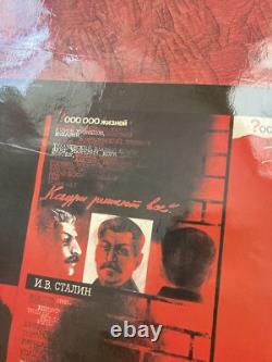 Affiche de propagande soviétique russe de l'URSS de 1926, triptyque original de Joseph Staline