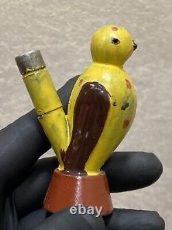 Années 1940-1950 - Sifflet d'oiseau en celluloid soviétique russe de l'URSS, peint à la main