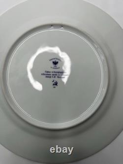 Assiette en porcelaine de propagande de Saint-Pétersbourg en porcelaine impériale russe (Copie 1921)
