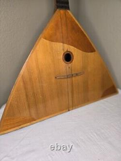 Authentique Balalaïka Russe à 3 cordes de l'époque soviétique Fabrication en URSS