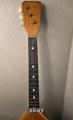 Authentique Balalaïka Russe à 3 cordes de l'époque soviétique Fabrication en URSS