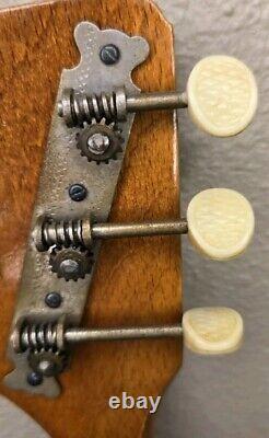 Authentique Balalaïka Russe à 3 cordes de l'époque soviétique Fabrication en URSS