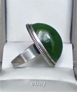 Bague de cocktail en jade néphrite verte en argent massif 875 russe soviétique de l'époque soviétique