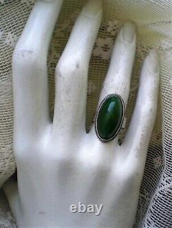 Bague de cocktail en jade néphrite verte en argent massif 875 russe soviétique de l'époque soviétique