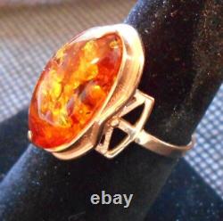 Bague en ambre baltique domée en or rose 583 14k vintage soviétique d'URSS, taille 8