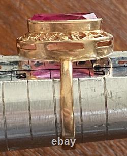 Bague en or rose vintage 14 carats avec une grande rubis rose de l'URSS soviétique russe, taille 7,5