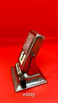 Beau calendrier de bureau soviétique russe vintage de 1977, cadeau en argent CCCP