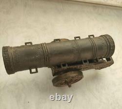 Canon antique en bronze du tsar russe avec roues de chariot soviétique de l'URSS - Grand, rare et vieux 20