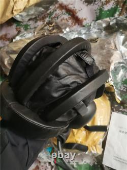 Casque de tankiste d'origine vintage de l'Union soviétique, hiver avec bouchon