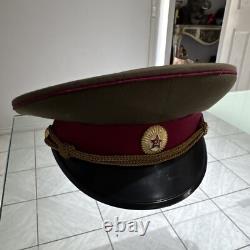 Casquette générale soviétique russe vintage avec passepoil framboise 1960