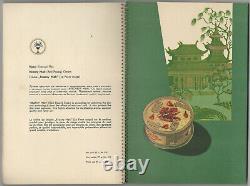 Catalogue de cosmétiques fantaisie pour femmes soviétiques russes des années 1950 avec illustrations en couleur