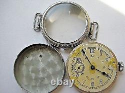 Commandant militaire soviétique russe de la Seconde Guerre mondiale de 1945 montre KIROVSKIE 2MCHZ