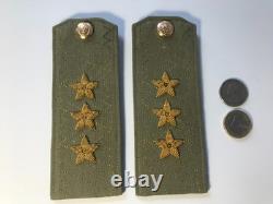Épaulières soviétiques de l'URSS russes pour général à 3 étoiles avec boutons