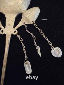 Épinglette vintage traditionnelle / Accessoire en ambre ornemental de Russie soviétique