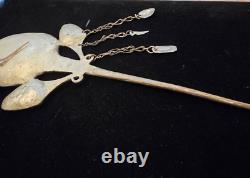 Épinglette vintage traditionnelle / Accessoire en ambre ornemental de Russie soviétique