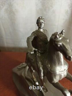 Figurine Soviétique Tsar Russe Pierre 1. Saint-pétersbourg, La Russie Royale. Urss 34752
