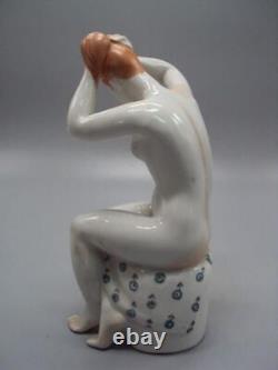 Figurine en porcelaine de l'URSS représentant une jeune femme nue russe soviétique vintage 5193 c