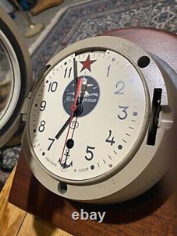 Horloge murale sous-marine soviétique russe de l'époque Vtg B CCCP Kauahguyckue, support de bureau personnalisé