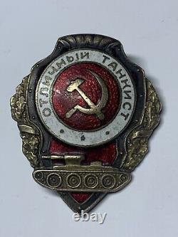 INSIGNE PLAQUE SOVIÉTIQUE RUSSE URSS CCCP Excellent tankiste. Rare. Original 1942
