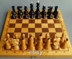 Jeu d'échecs lourd en bois rare de tournoi avec boîte fabriqué en URSS soviétique russe
