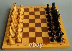 Jeu d'échecs lourd en bois rare de tournoi avec boîte fabriqué en URSS soviétique russe