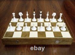 Jeu d'échecs olympique soviétique des années 70 en plastique vintage de l'URSS, antique, gambit russe
