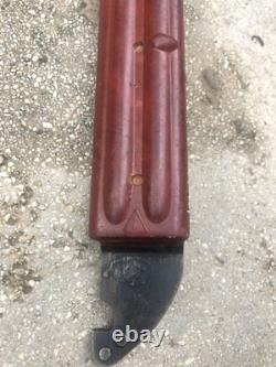 Lame de couteau suspendue en bakélite de la Russie soviétique avec marquage d'Izhevsk