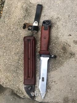 Lame de couteau suspendue en bakélite de la Russie soviétique avec marquage d'Izhevsk