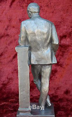 Le Leader Communiste Russe Soviétique Vladimir Lenin Statue De Buste Statue H = 34 CM