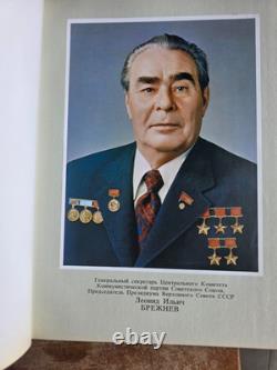 Léonid Brejnev URSS 1982 Grand album photo soviétique Guerre froide Histoire du communisme
