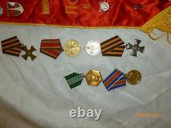 Lot de médailles d'épingles militaires soviétiques russes vintage de l'URSS, nombreuses médailles rares avec drapeaux à épingle.
