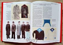 Manuel de l'Armée Soviétique NKVD URSS Insignes de Uniformes Militaires 1934-1937