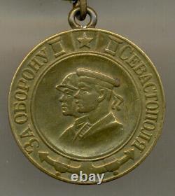 Médaille Soviétique Russe De L'urss Pour La Défense De Sébastopol