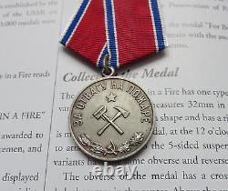 Médaille rare de bravoure dans un incendie soviétique russe CCCP URSS