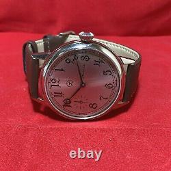 Montre Mécanique Soviétique Wristwatch Russe Urss Vintage Wristwatch Hommes Classic Watch