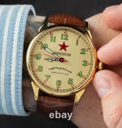 Montre Raketa Komandirskie mécanique russe soviétique Mort aux espions Vintage Star