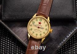 Montre Raketa Komandirskie mécanique russe soviétique Mort aux espions Vintage Star