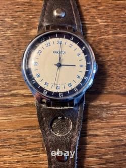 Montre VTG RAKETA URSS Russe SOVIÉTIQUE Analogique Montre de Poignet Paketa Bracelet en Cuir