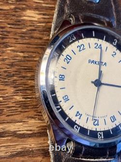 Montre VTG RAKETA URSS Russe SOVIÉTIQUE Analogique Montre de Poignet Paketa Bracelet en Cuir