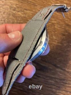 Montre VTG RAKETA URSS Russe SOVIÉTIQUE Analogique Montre de Poignet Paketa Bracelet en Cuir