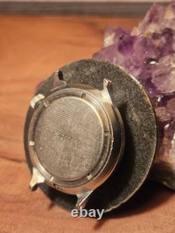 Montre-bracelet mécanique à remontoir verte vintage BOCTOK russe soviétique URSS