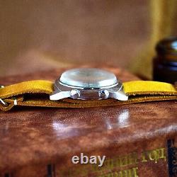 Montre-bracelet soviétique POLJOT avec alarme, montre mécanique russe vintage de l'URSS.