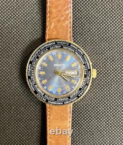 Montre soviétique Raketa World Time fonctionnelle avec boîte et papiers URSS russe