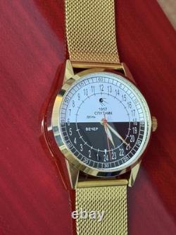 Montre vintage Raketa 24h automatique poignet homme russe soviétique URSS Sputnik jour