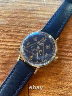 Montre vintage maçonnique mécanique Poljot URSS russe soviétique deluxe slim pour homme