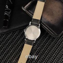 Montre vintage mécanique Pobeda de l'URSS soviétique russe militaire rare avec bracelet neuf du 20e siècle