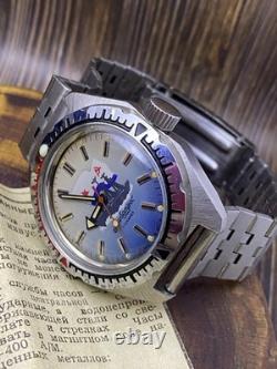 NOS VOSTOK Komandirskie Amphibian Albatros URSS montre soviétique russe #9005