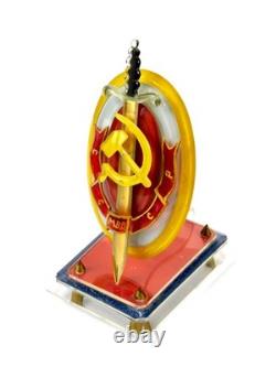 Ornement de bureau de présentation vintage soviétique russe URSS KGB MVD